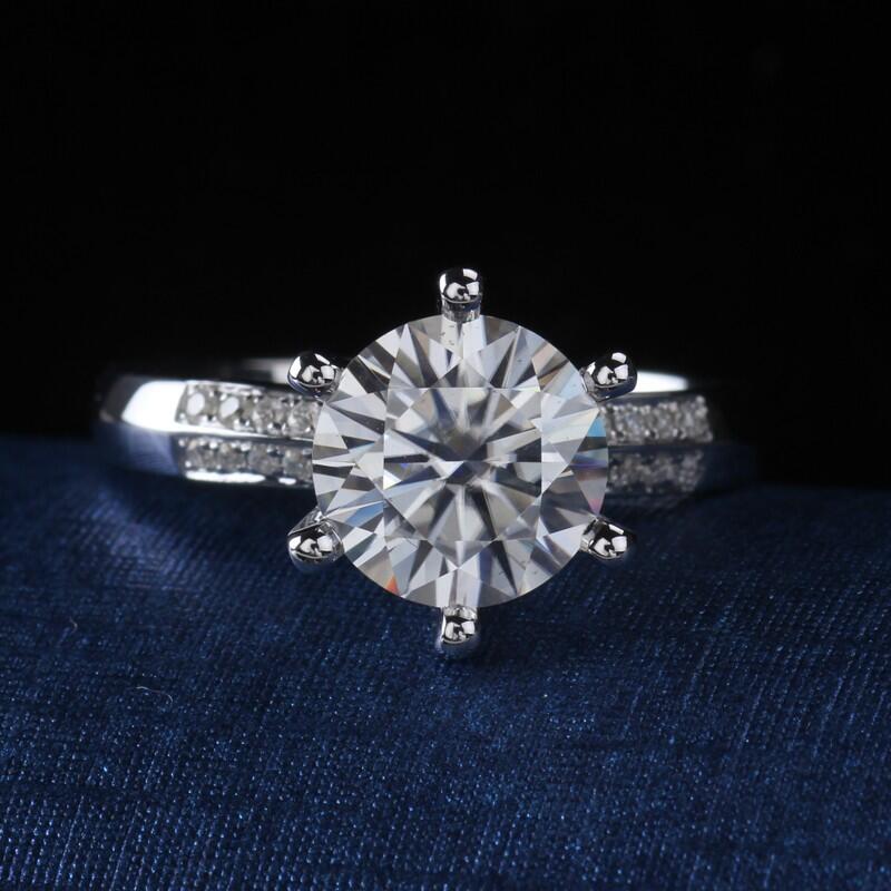 18K 6 prong setting moissanite wedding ring